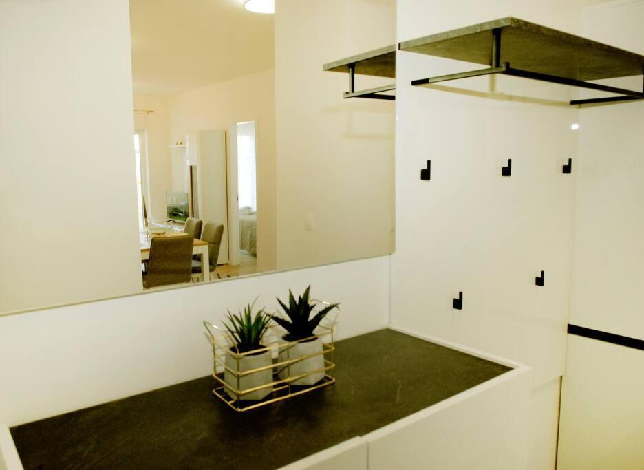 Camino Split - Apartment Near Mall Of Split Dış mekan fotoğraf