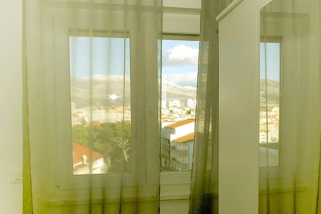 Camino Split - Apartment Near Mall Of Split Dış mekan fotoğraf